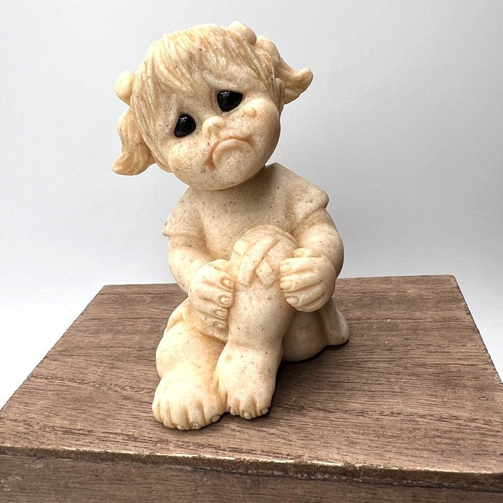 Quarry Kids Cindy Blues and Boo Figurine vintage girl